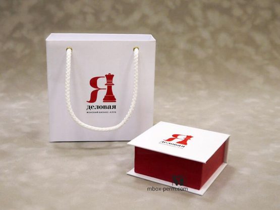 заказать набор минималистичной подарочной упаковки для девушек