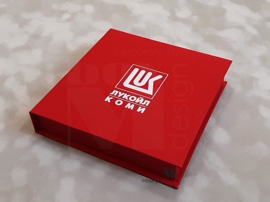 заказать изготовление брендированной упаковки для образцов продукции